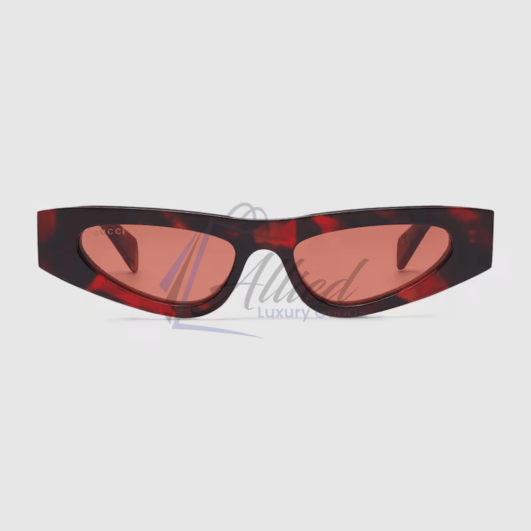 Gucci Cat-Eye Sunglasses Tortoiseshell Frame