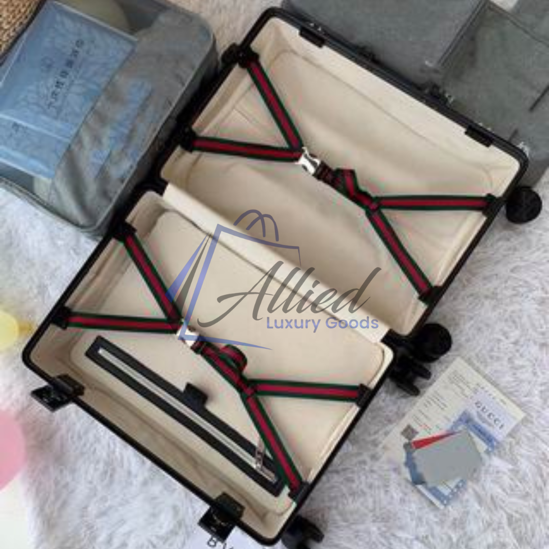 Gucci Teddy Bear Ravel Travel Bag – Collector’s Edition