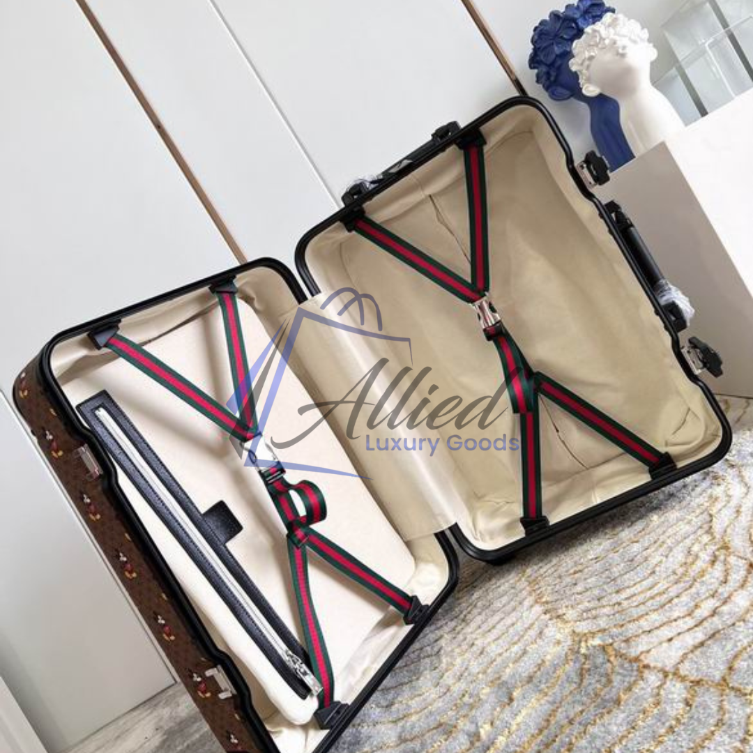 Gucci Disney Mickey Mouse Ravel Travel Bag – Limited Edition