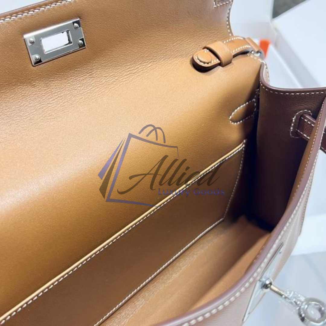 Hermes Mini Kelly | Modern Élan Silhouette
