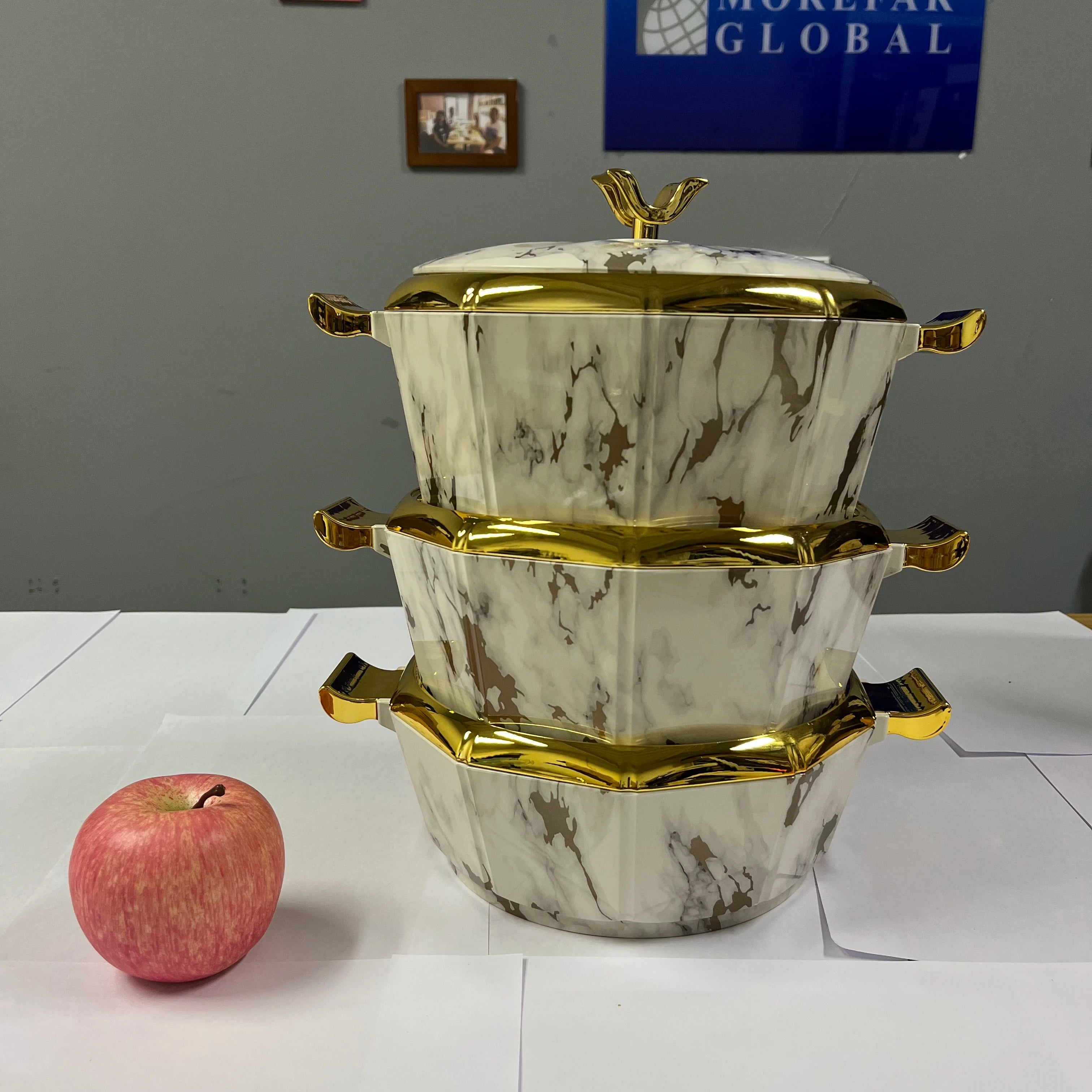 Round Thermal Insulated Plastic Storage with Bags