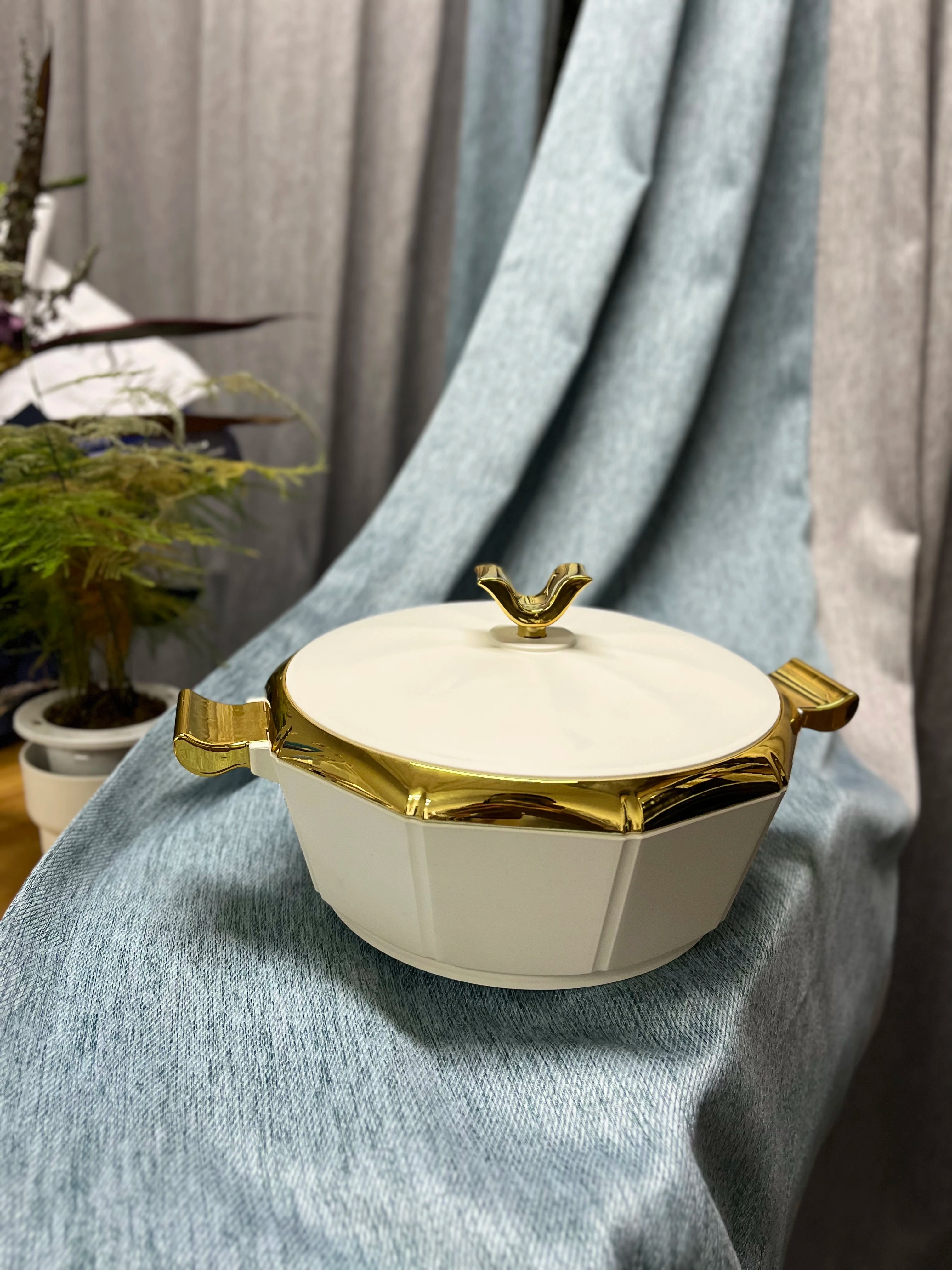 Round Thermal Insulated Plastic Storage with Bags