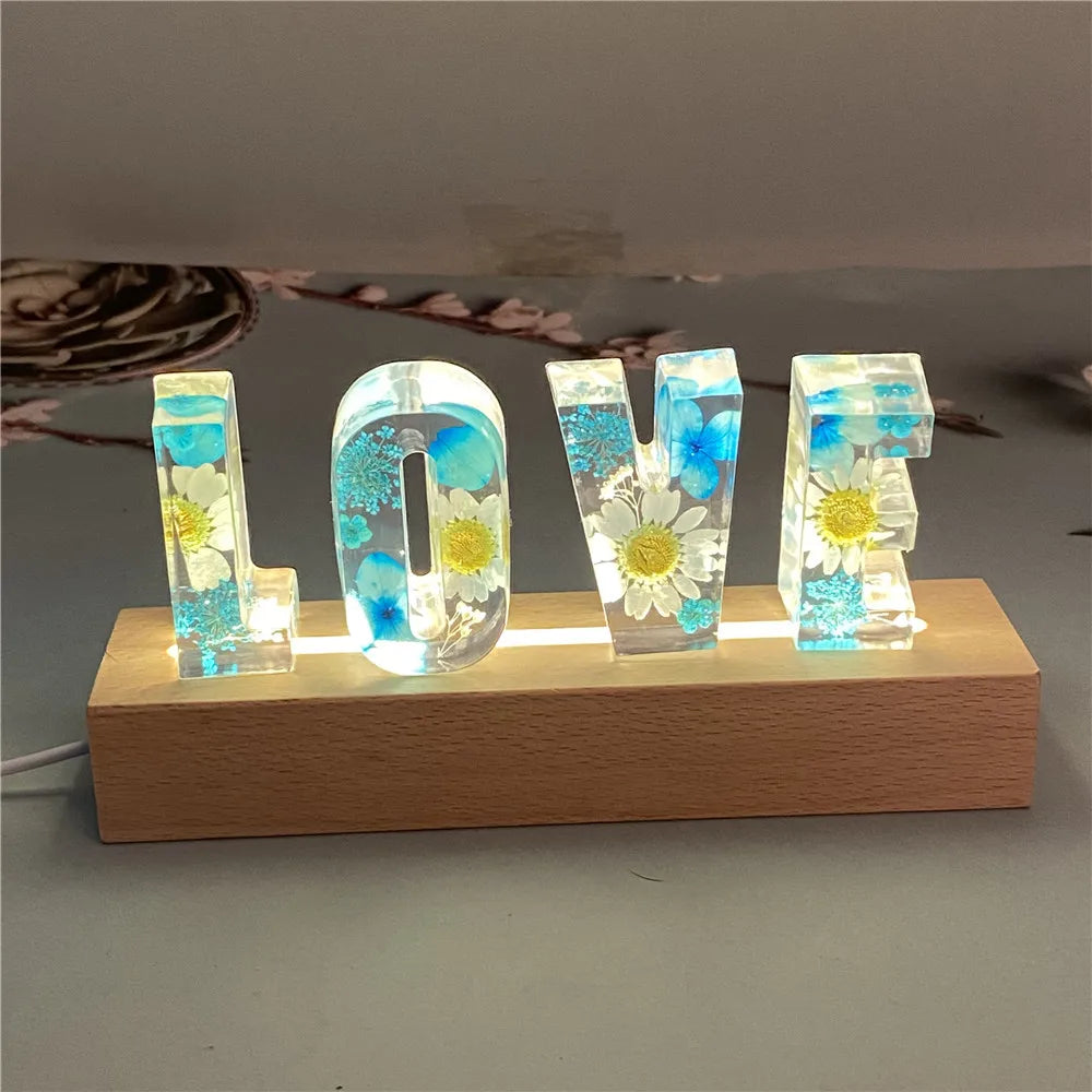 Personalized Custom 26 Letter Initial Pressed Dried Flower Nightlight USB LED Wood Base Night Light Home Decor Unique Gift