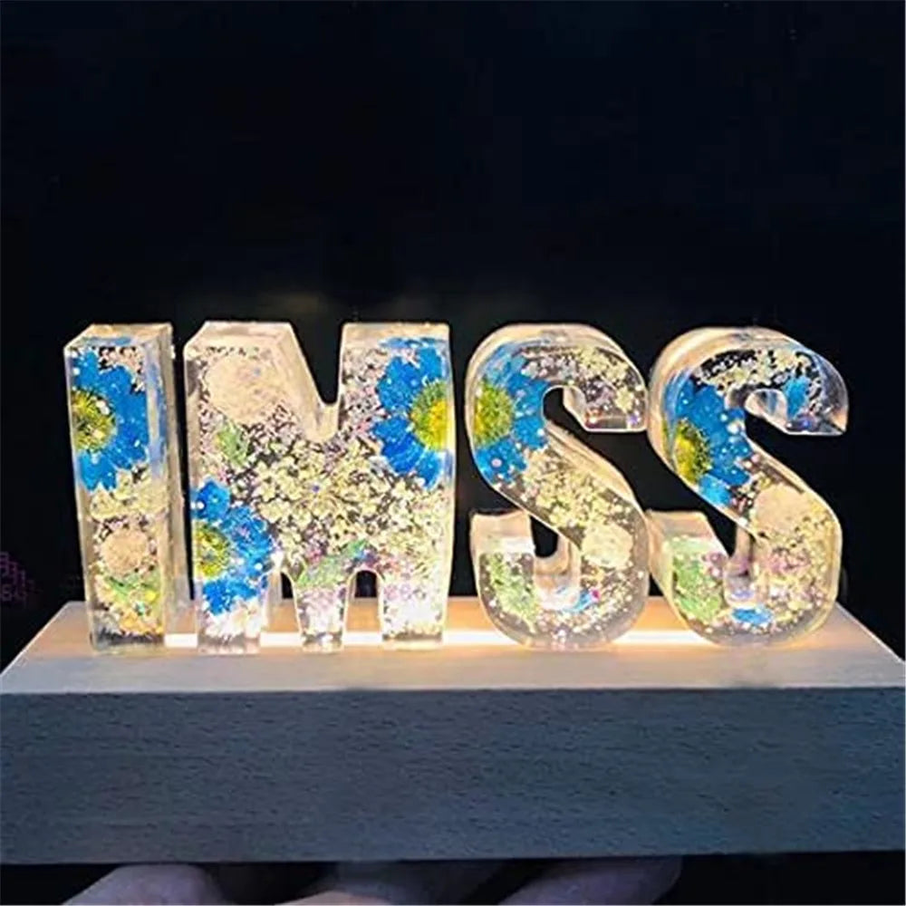 Personalized Custom 26 Letter Initial Pressed Dried Flower Nightlight USB LED Wood Base Night Light Home Decor Unique Gift