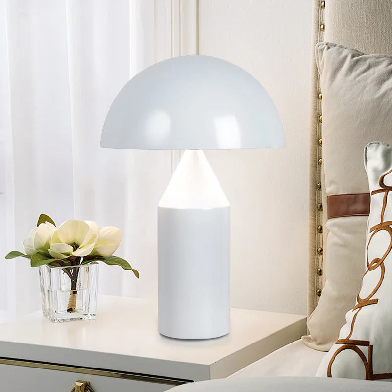 Modern Luxury Nordic Creative Mushroom LED Table Lamp Decoration Eye Protection Living Room Study Hotels Bedroom Bedside Lights