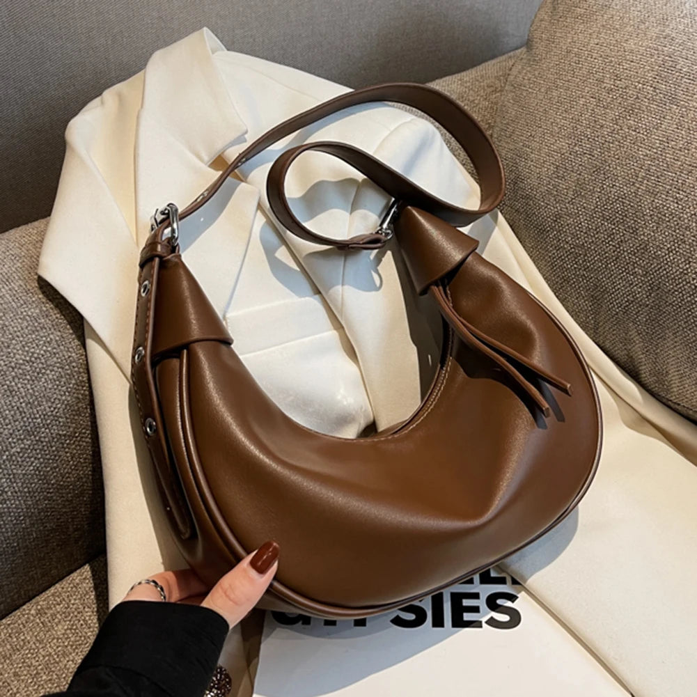 Chic Half-Moon Shoulder Bag – Stylish & Versatile Crossbody