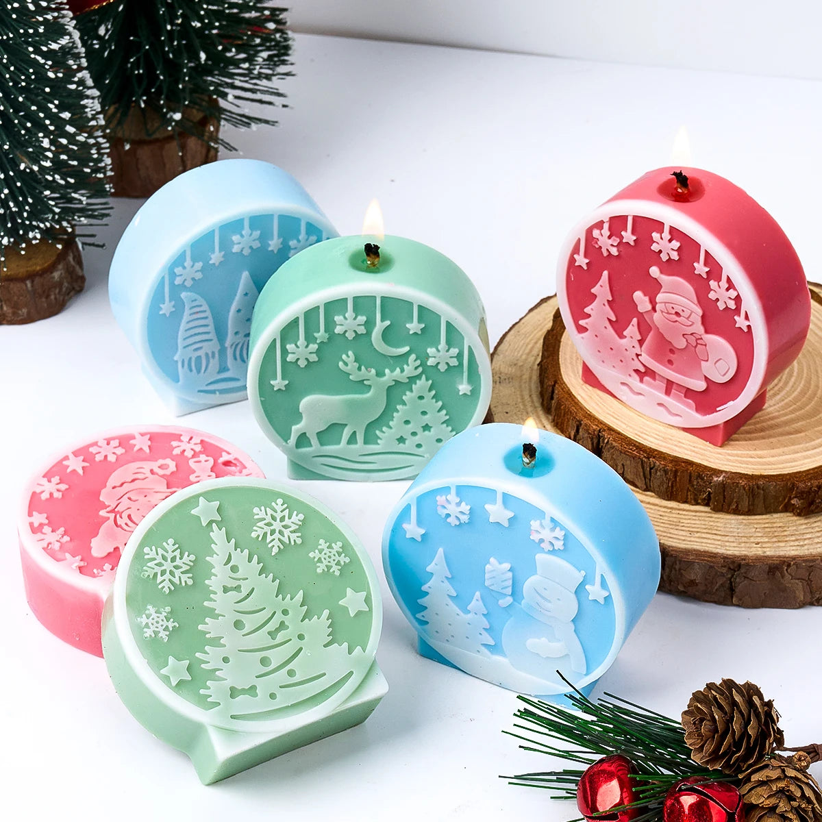 DIY Christmas Crystal Ball Silicone Mold Round Scented Candle Mould Embossed Christmas Tree Snowman Elk Holiday Decor Craft Gift