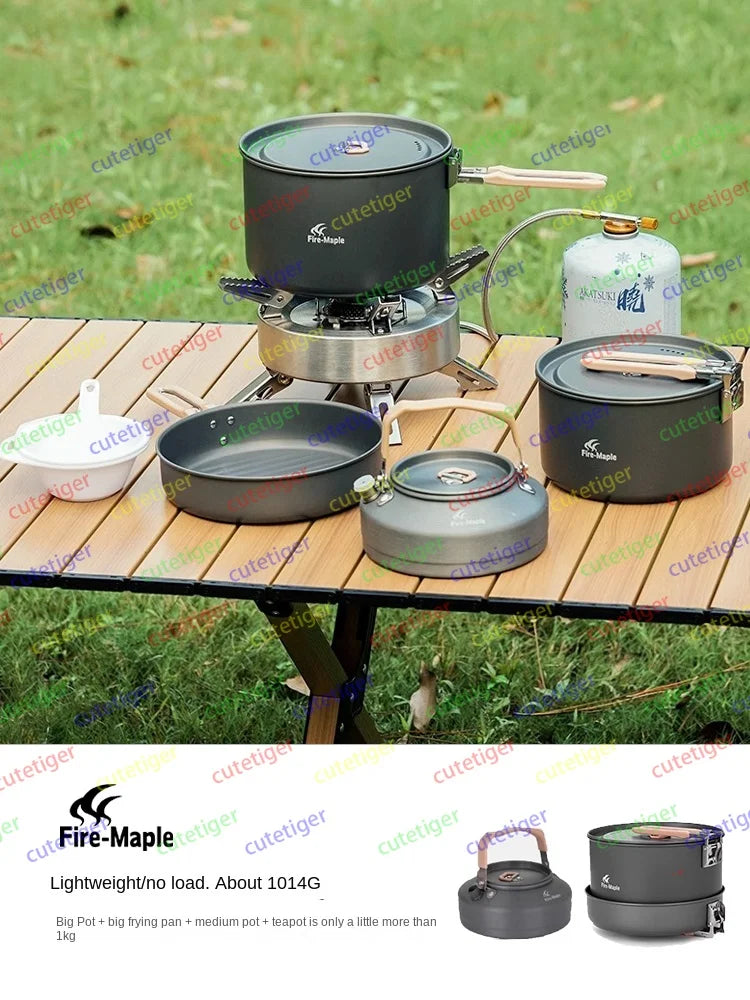 Outdoor set of pots, high-end outdoor camping and picnic equipment, complete set of water kettles, hot pot cookware, tablewa