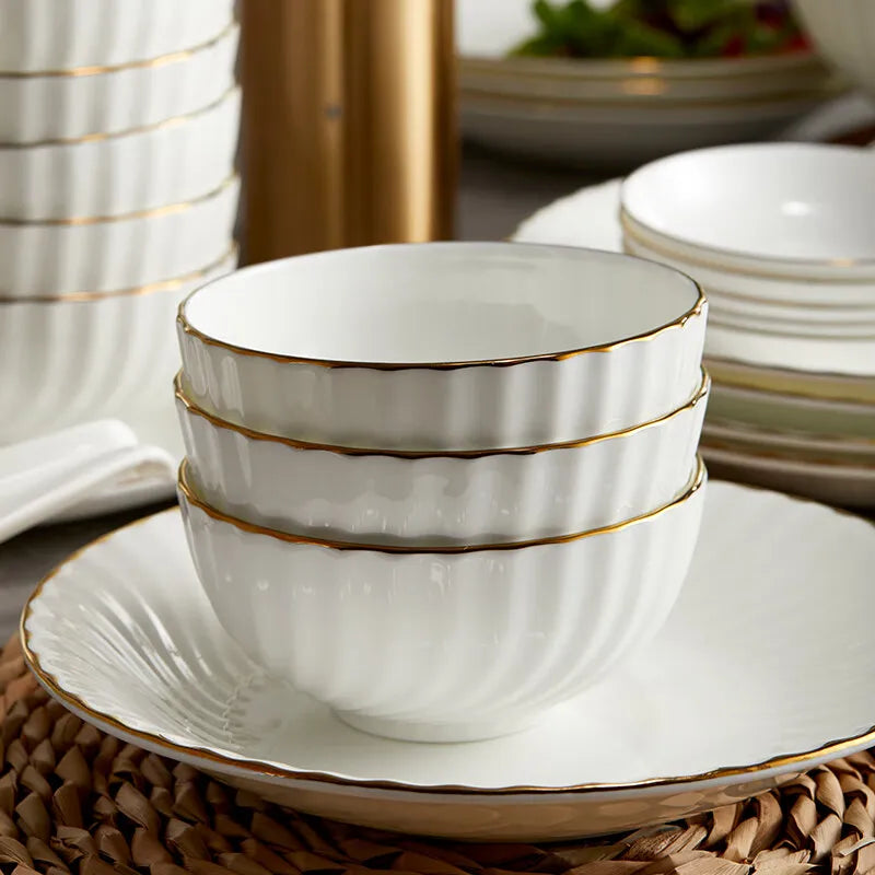 Premium Bone China Dinnerware Set for Home, Microwave Compatibility, 14Pis