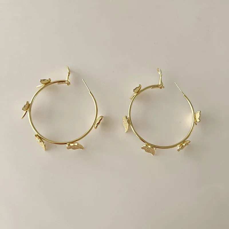 New Trendy Women's Buttery Hoop Earrings Fashion Hiphop Loop Earrings Metal Loop Earrings Korean Elegant Ear Jewelry 2024