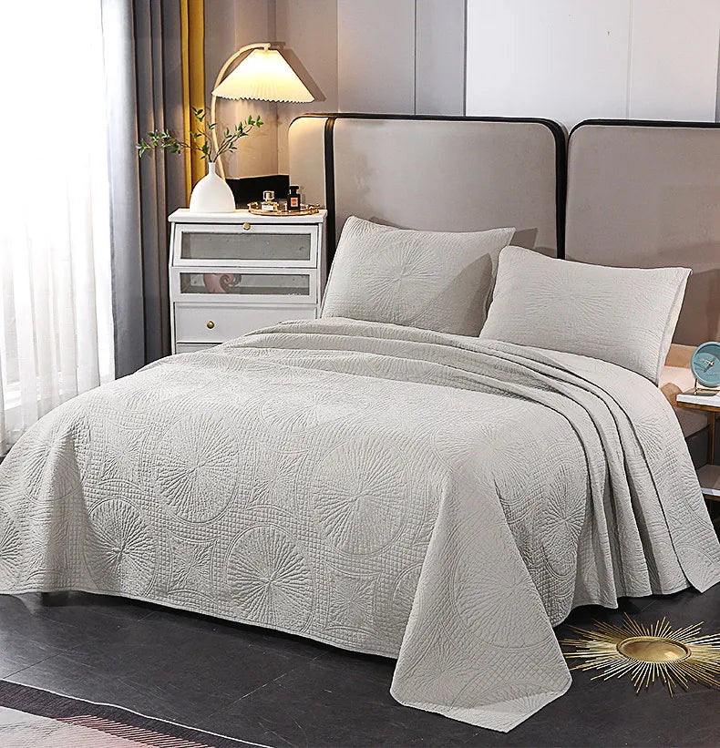 Elegant Cotton Embroidered Quilt Set – 3-Piece Bedspread Collection