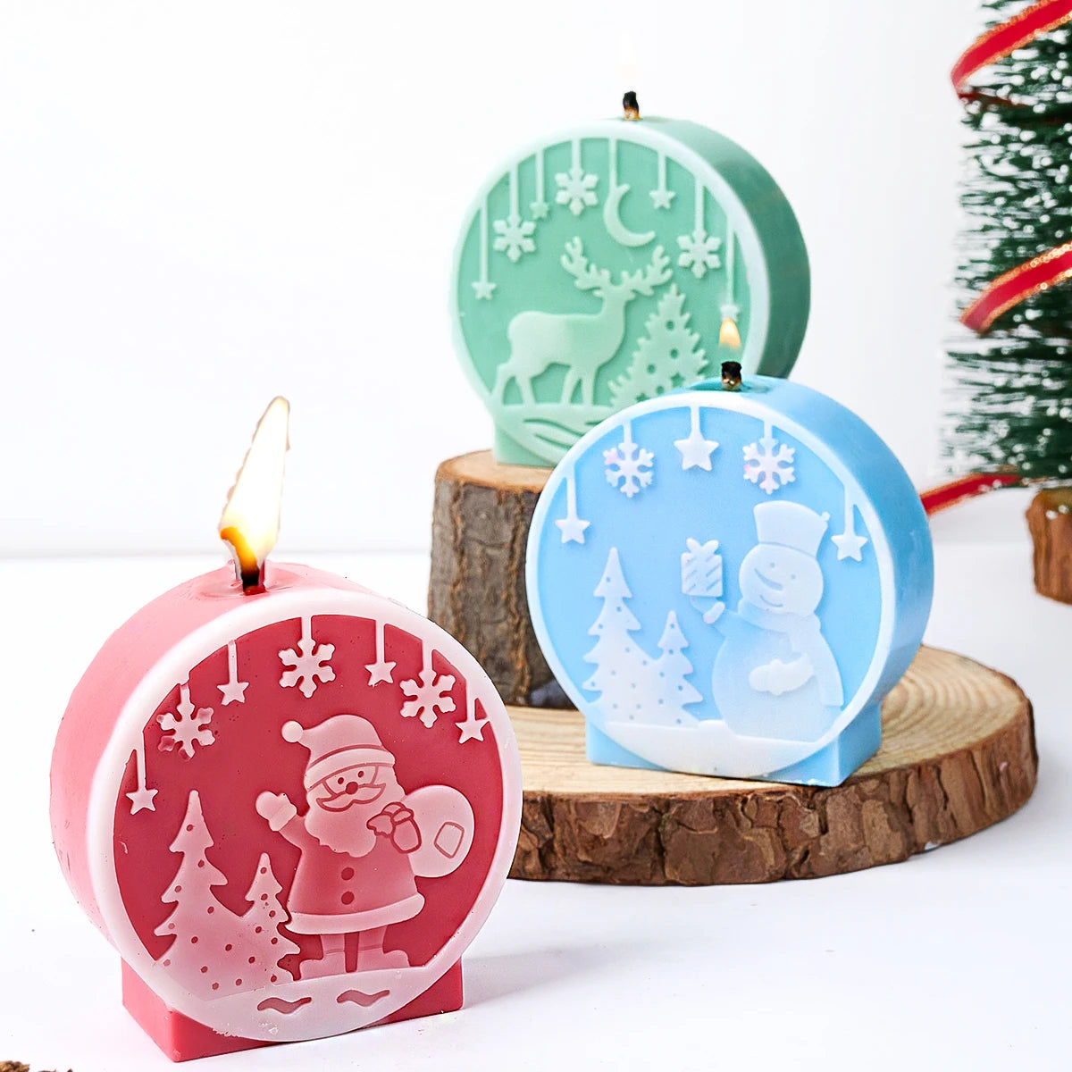 DIY Christmas Crystal Ball Silicone Mold Round Scented Candle Mould Embossed Christmas Tree Snowman Elk Holiday Decor Craft Gift