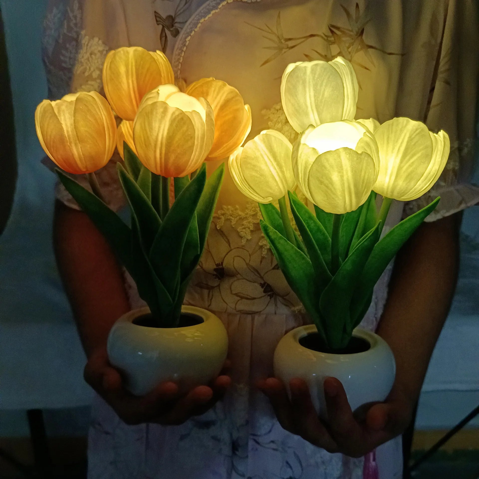 LED Tulips Artificial Flowers Table Lamp Bedroom Besides Night Lamp Bouquet Night Light for Home Garden Decoration