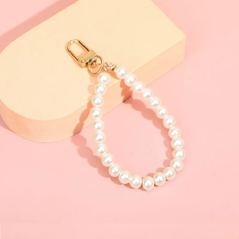 Cute Pearl Keychain Luxury Women Jewelry Shiny Pearl Bead Shell Phone Bag Backpack Charm Accessory Car Key Key Chain Pendant