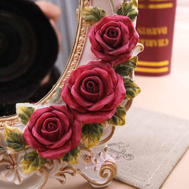 1pc Makeup Mirror Desktop Standing Red Rose European Style Luxurious Mirror for Wedding Gift Home Decorator Large Desk Mirror