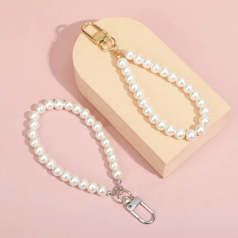 Cute Pearl Keychain Luxury Women Jewelry Shiny Pearl Bead Shell Phone Bag Backpack Charm Accessory Car Key Key Chain Pendant