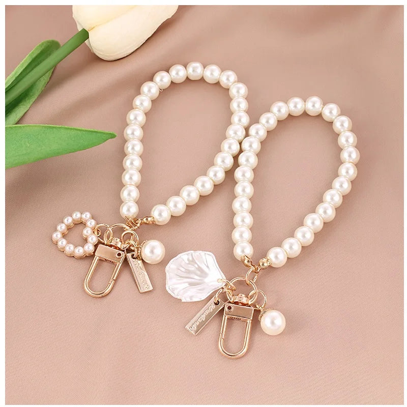 Cute Pearl Keychain Luxury Women Jewelry Shiny Pearl Bead Shell Phone Bag Backpack Charm Accessory Car Key Key Chain Pendant